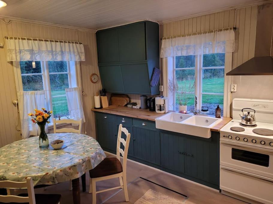 Idyllisk Smabruk Holiday home Landsem